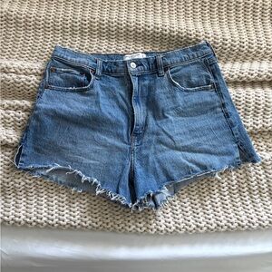 Abercrombie & Fitch High Rise Mom Short | 31/12